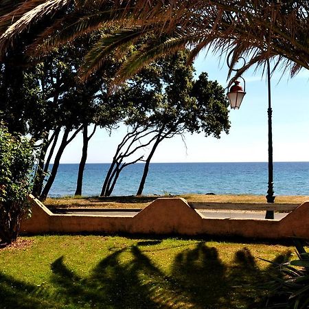 Sole E Mare Aparthotel Santa-Maria-Poggio  Екстериор снимка