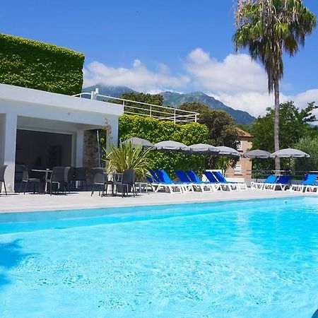 Sole E Mare Aparthotel Santa-Maria-Poggio  Екстериор снимка