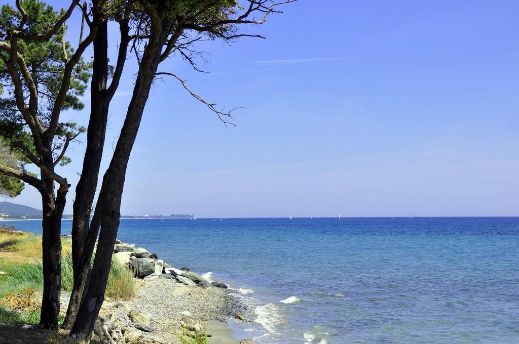 Sole E Mare Aparthotel Santa-Maria-Poggio  Екстериор снимка