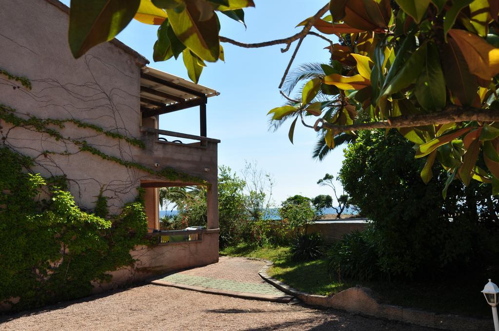 Sole E Mare Aparthotel Santa-Maria-Poggio  Екстериор снимка