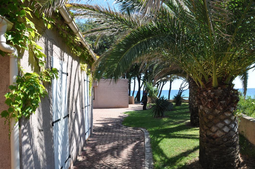 Sole E Mare Aparthotel Santa-Maria-Poggio  Екстериор снимка