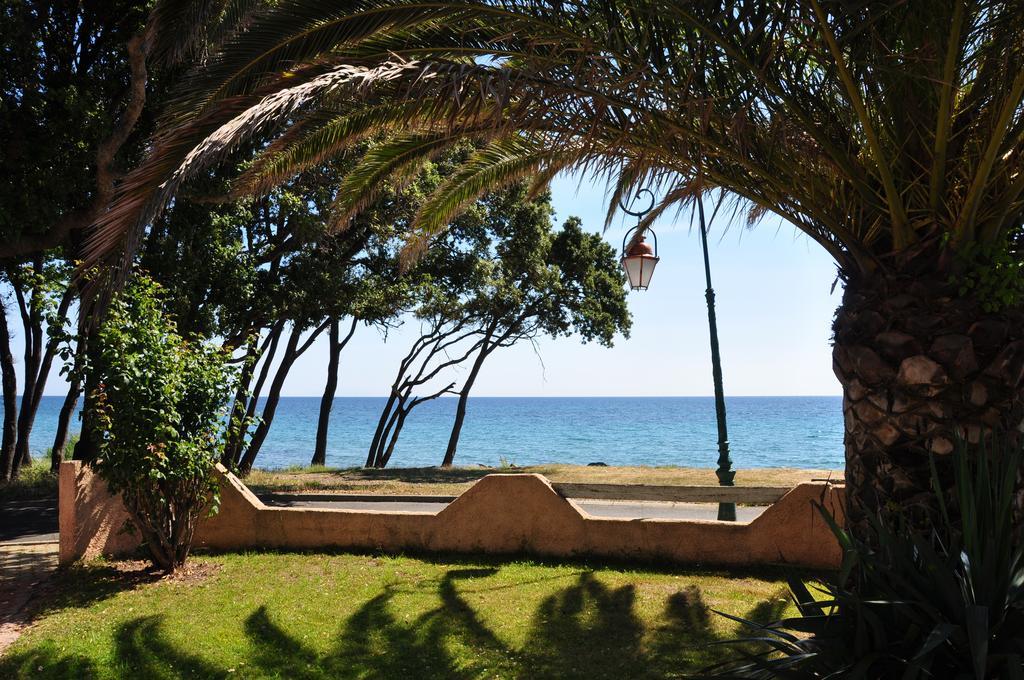 Sole E Mare Aparthotel Santa-Maria-Poggio  Екстериор снимка